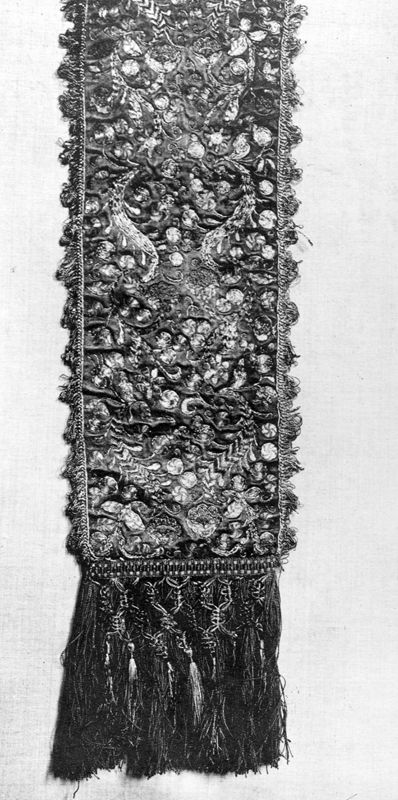 étole[liturgie] / Musées Royaux d'Art et d'Histoire