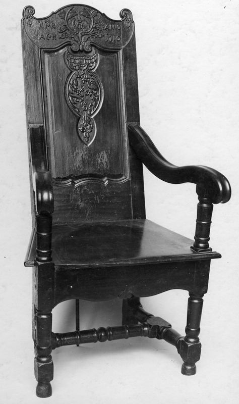 fauteuil[meuble] / Musées Royaux d'Art et d'Histoire