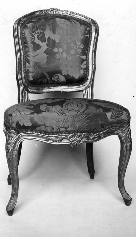 chaise / Musées Royaux d'Art et d'Histoire