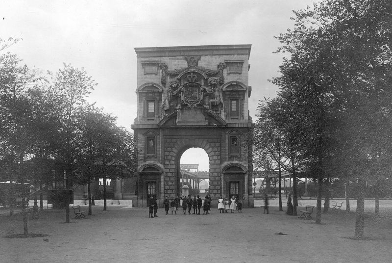 Waterpoort [Porta Regia] of Coninckxpoort