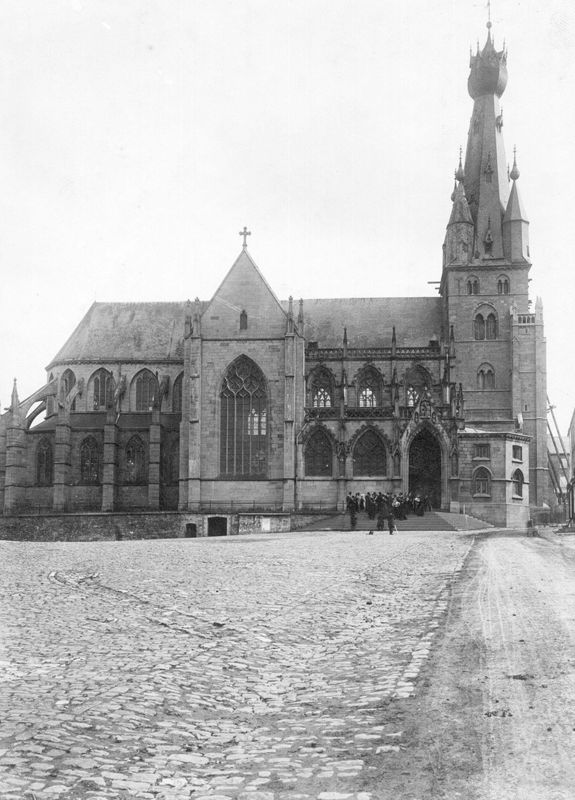 église basilicale / Eglise Saint-Materne[Walcourt]
