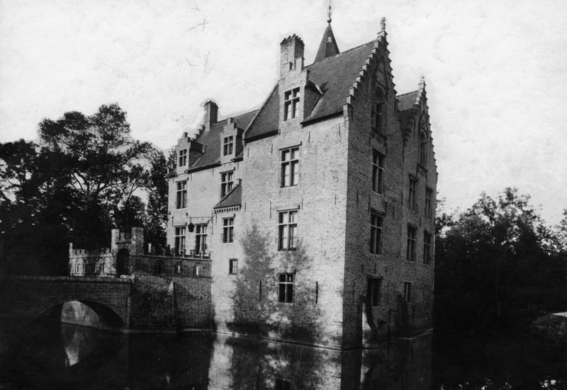 Kasteel Beauvoorde of kasteel Merghelynck