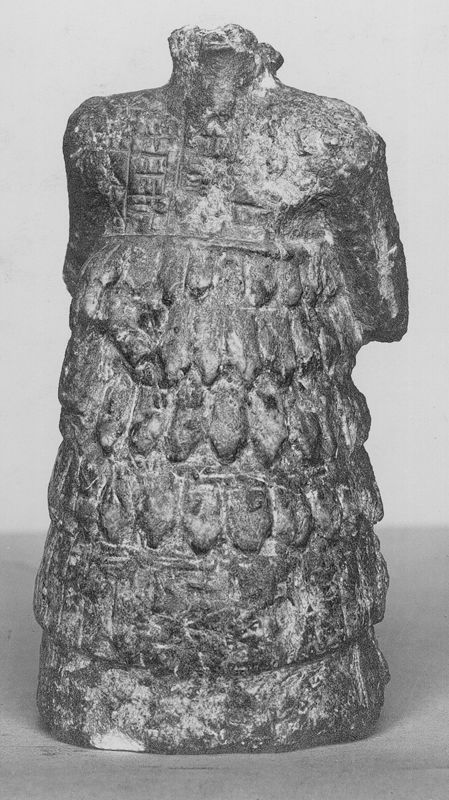 adorant sumérien vétu d'un kaunakès
statue d'un fidèle en prière