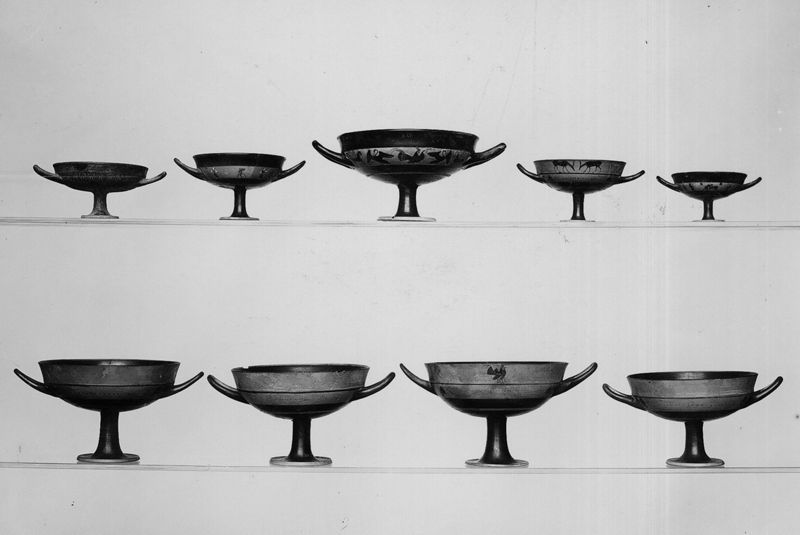 Coupe à figures noires