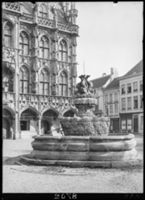 A008702