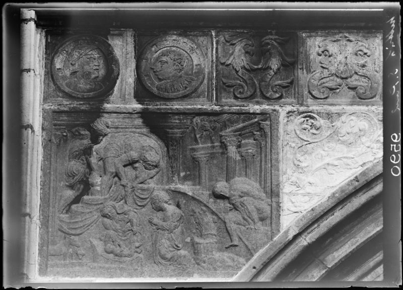 portail d'église / Cathédrale Saint-Paul