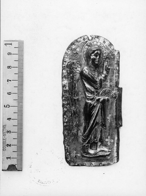 Plaque rectangulaire: fragment de fermail