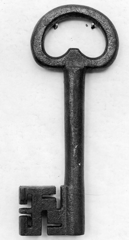 Clé de la porte d'entrée de la Porte de Hal