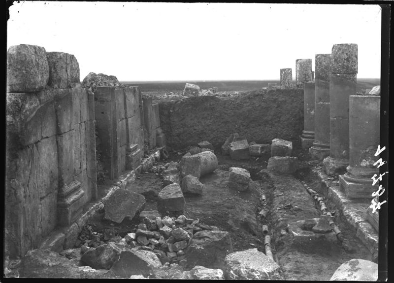 Site archéologique d'Apamée/Apamea: portique