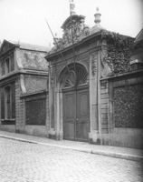 A015867
