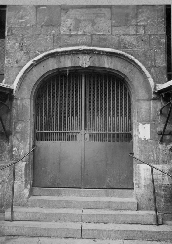 porte d'entrée / Halle aux Viandes