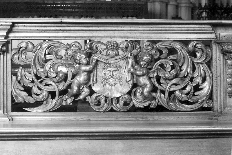 banc de communion / Kerk O.L.Vrouw over de Dijle