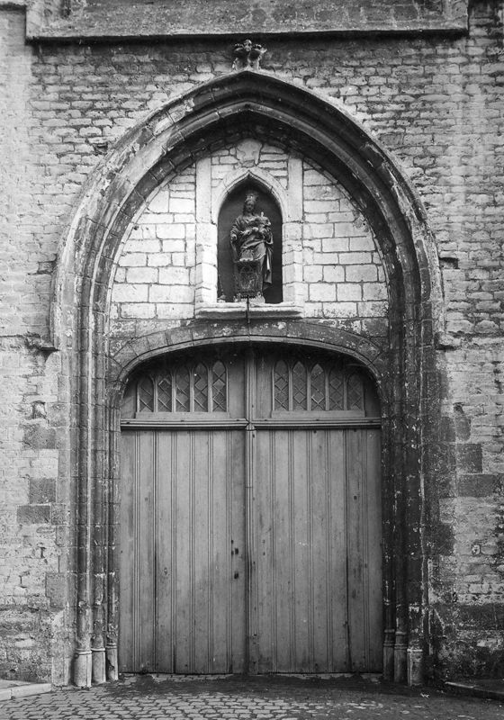 porche / Kerk O.L.Vrouw[Dendermonde]