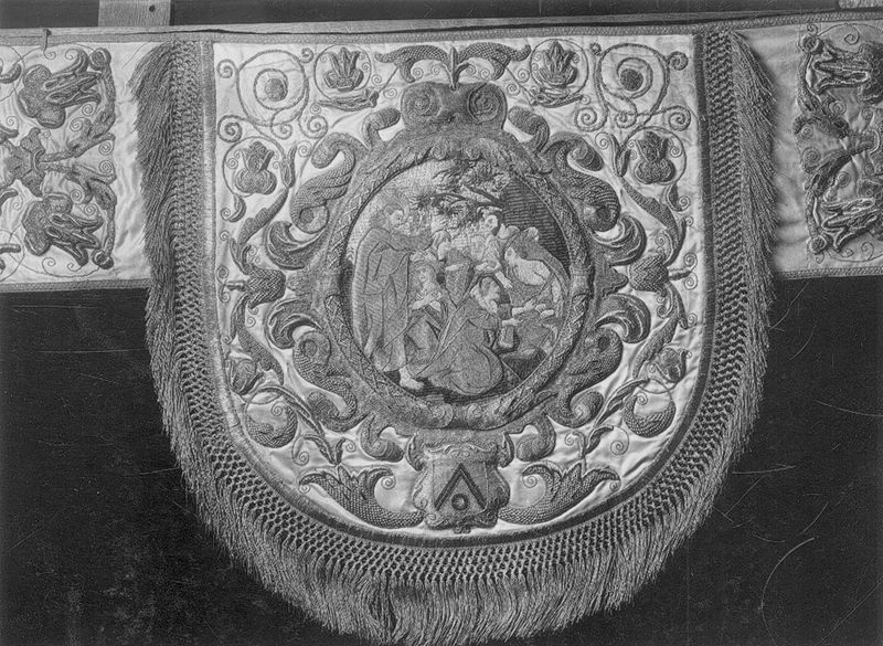 Ornement liturgique dit "ornement Steenhuyse", chapes