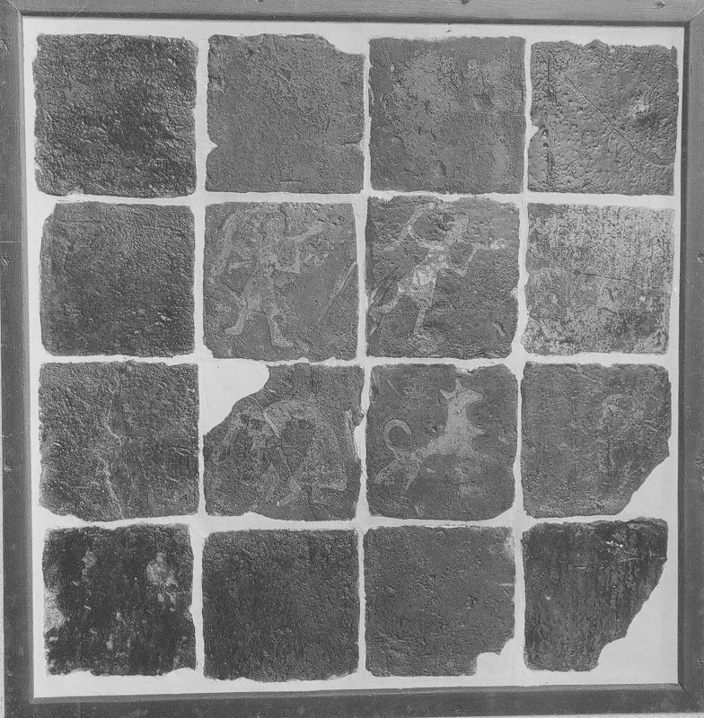 carreau de pavement / Musée communal d'Archéologie, d'Art et d'Histoire