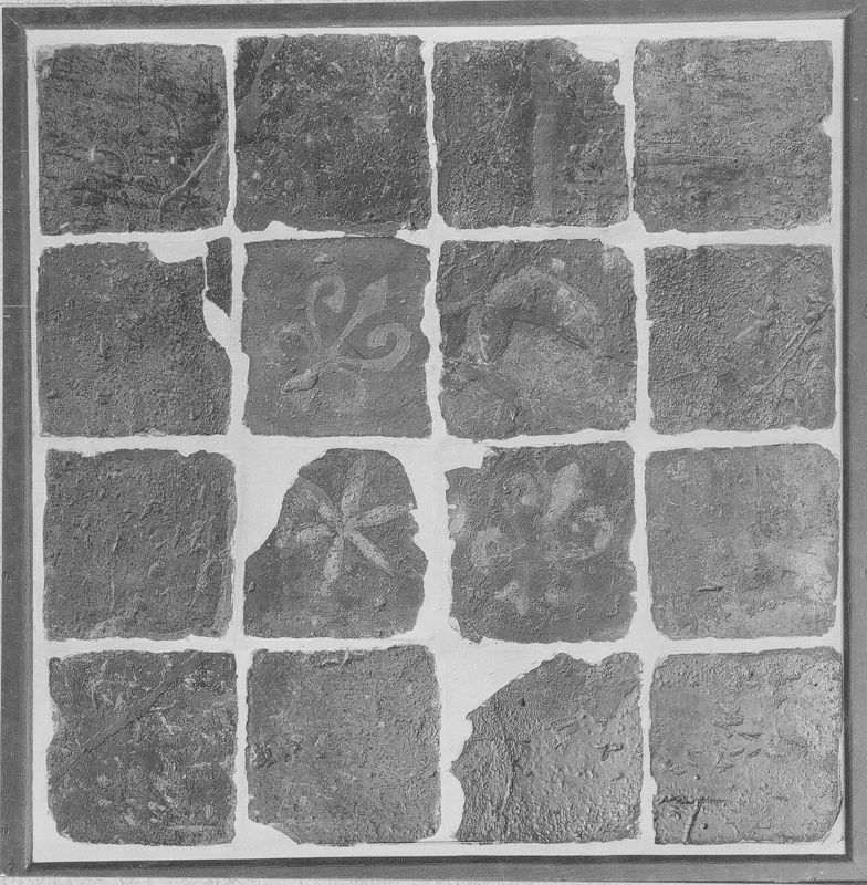carreau de pavement / Musée communal d'Archéologie, d'Art et d'Histoire