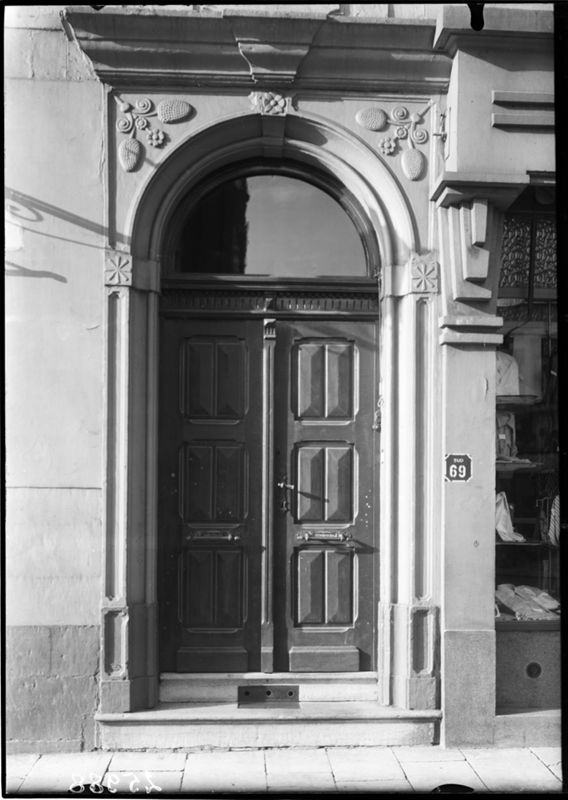 porte d'entrée / Maison, Rue de Dampremy, 67-69