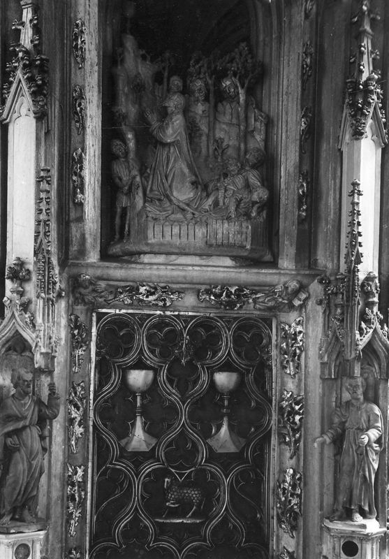 tour du Saint-Sacrement / Kerk Sint-Pieter[Leuven]