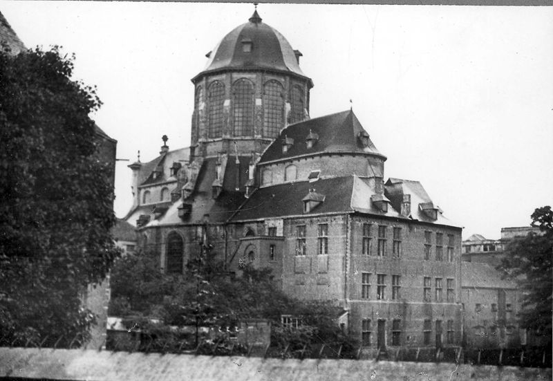 église paroissiale / Kerk O.L.Vrouw van Hanswijk