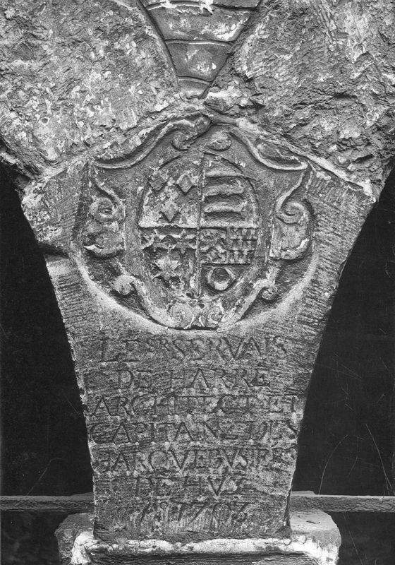 Butée avec armoiries de Servais de Harre