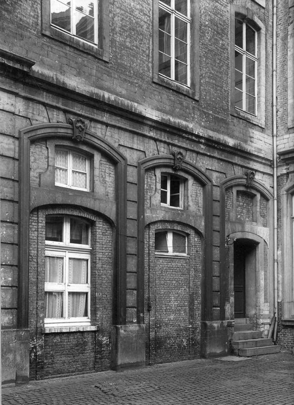 collège universitaire / Katholieke Universiteit Leuven - Carnoy-instituut[voorm. college van Villers]