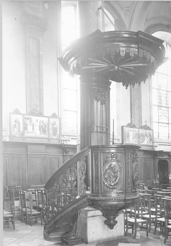 chaire de vérité / Eglise Saint-Christophe[Charleroi]