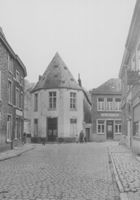 A037092