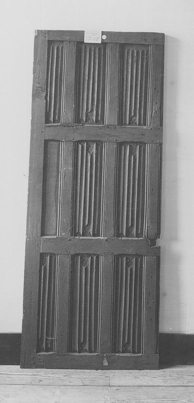 porte à un battant / Musée communal d'Archéologie, d'Art et d'Histoire