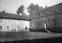 A037585