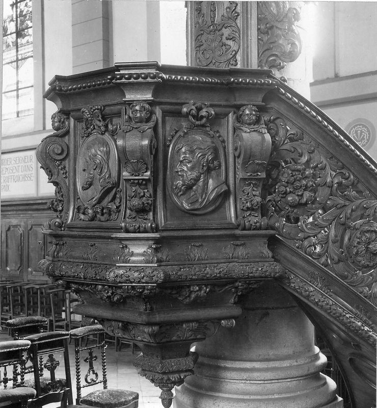 chaire de vérité / Eglise Saint-Nicolas[Notre-Dame de Messine]