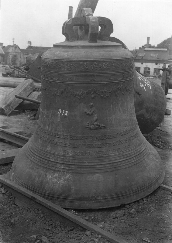 cloche d'église / Eglise Saint-Etienne[Vottem]