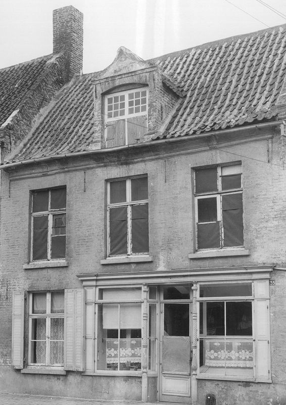 woongebouw / Bouwwerk[Veurne]
