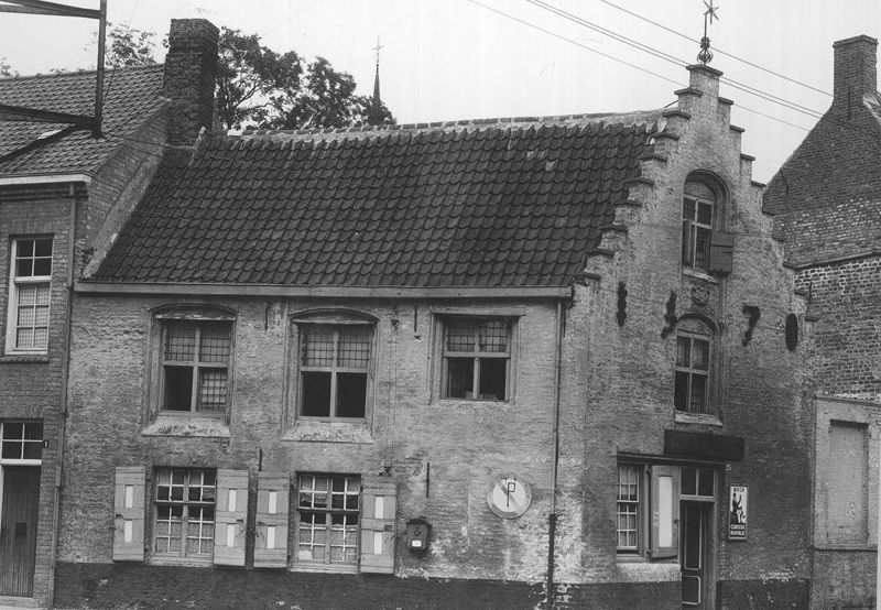 De Drie Coninghen
't Roo Leeuwken (voor 1570)
't Muzekot