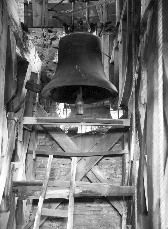 cloche d'église / Kerk Sint-Martinus[Wezemaal]
