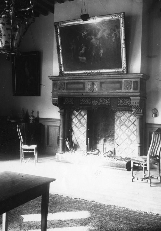 cheminée[élément d'architecture] / Château de Mielmont