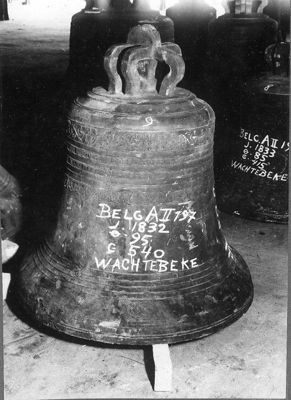 cloche d'église / Kerk Sint-Catharina[Wachtebeke]