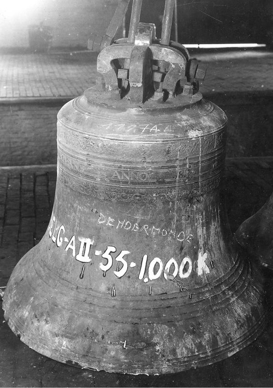cloche d'église / Kerk Sint-Gillis[Dendermonde]