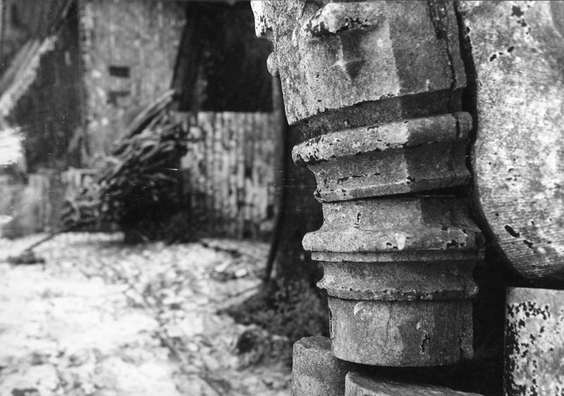 retombée d'arc / Abbaye Saint-Pierre de Lobbes[ancienne]