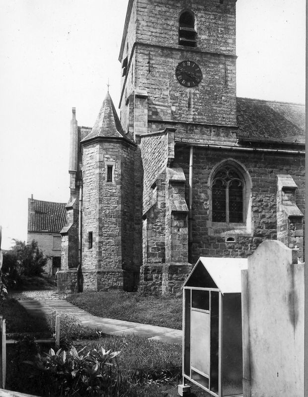 église en croix / Kerk Sint-Jan-Baptist[Relegem]