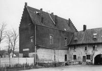 A054380