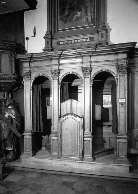 confessionnal / Klooster Minderbroeders[Tielt]