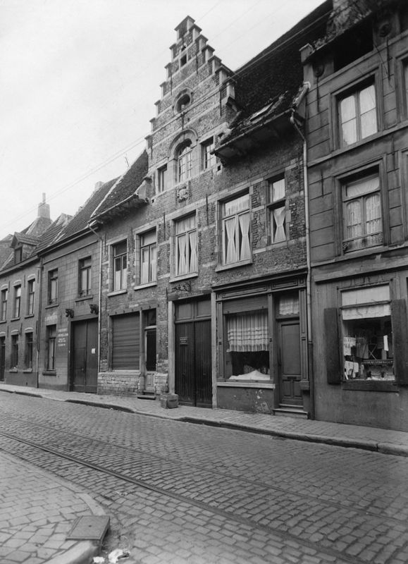 woongebouw / Bouwwerk[Leuven]
