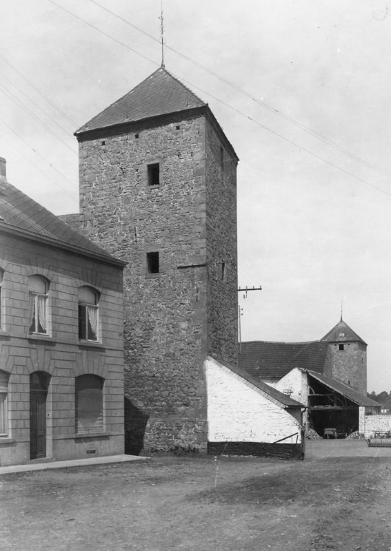 château-ferme / Construction[Balâtre]
