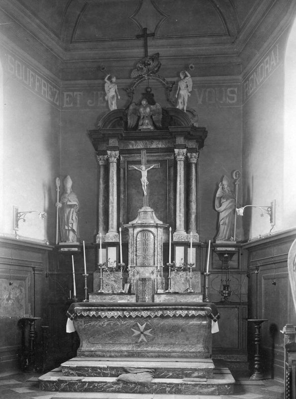 autel majeur / Eglise Saint-Quentin[Courrière]