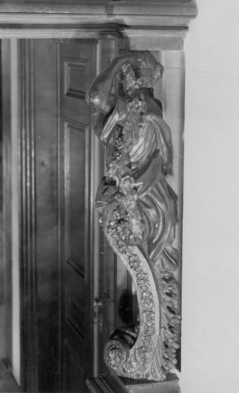 statue humaine / Hôtel de ville[Liège]