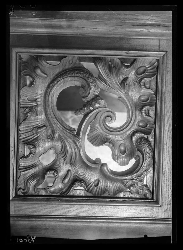 banc de communion / Kerk Sint-Stefaan[Lippelo]