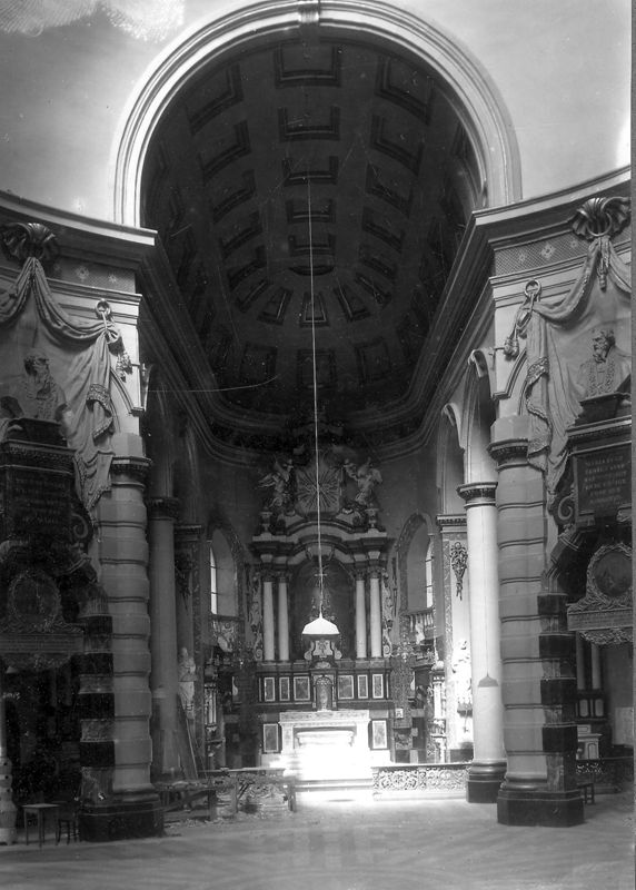 église paroissiale / Kerk O.L.Vrouw van Hanswijk