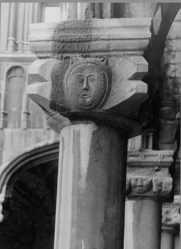 colonne[élément d'architecture] / Palais de Justice[Liège]