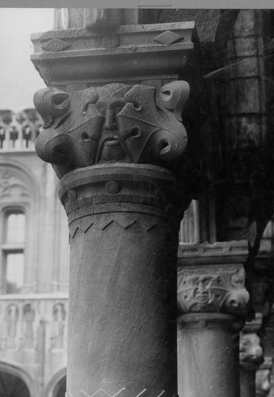 colonne[élément d'architecture] / Palais de Justice[Liège]