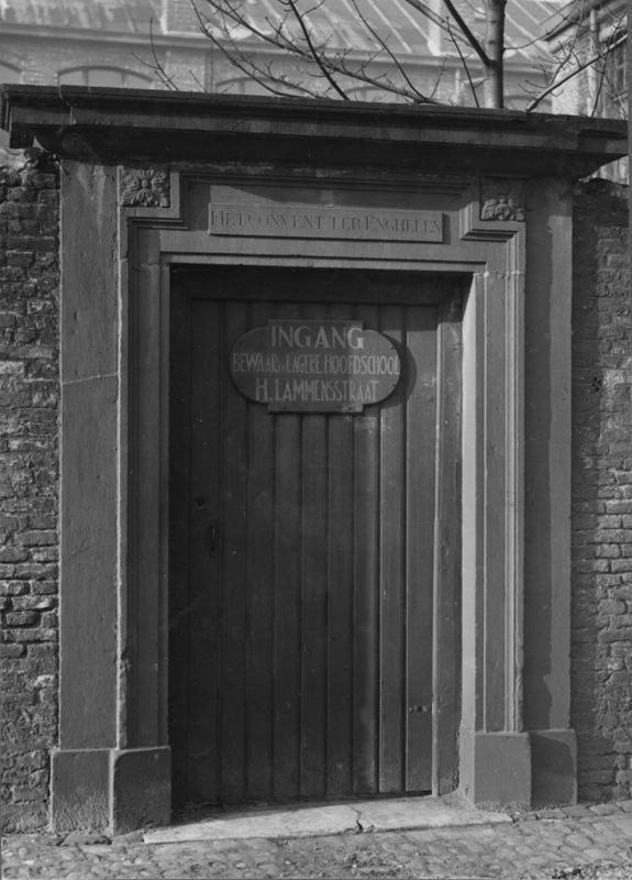 van Begijnhofdries 18